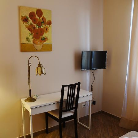 Fabio Guest House Deluxe Rzym Zewnętrze zdjęcie
